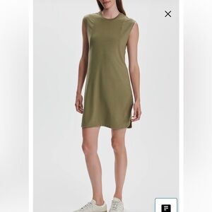 NWT Varley Naples 31.5 Dress Size M